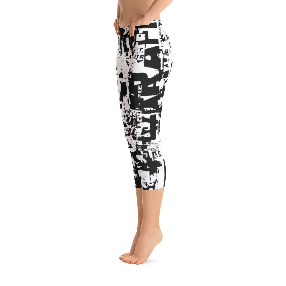 Traffic Jam Grunge Capri Leggings